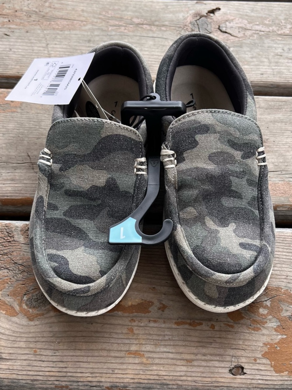 George Brand Green Camo Slip On Sneakers - Size 1 Youth *NEW*